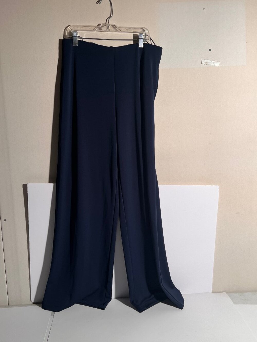 UNIQLO Dark Navy Wide Leg Knit Pants / Dress Trousers - Picture 2 of 9